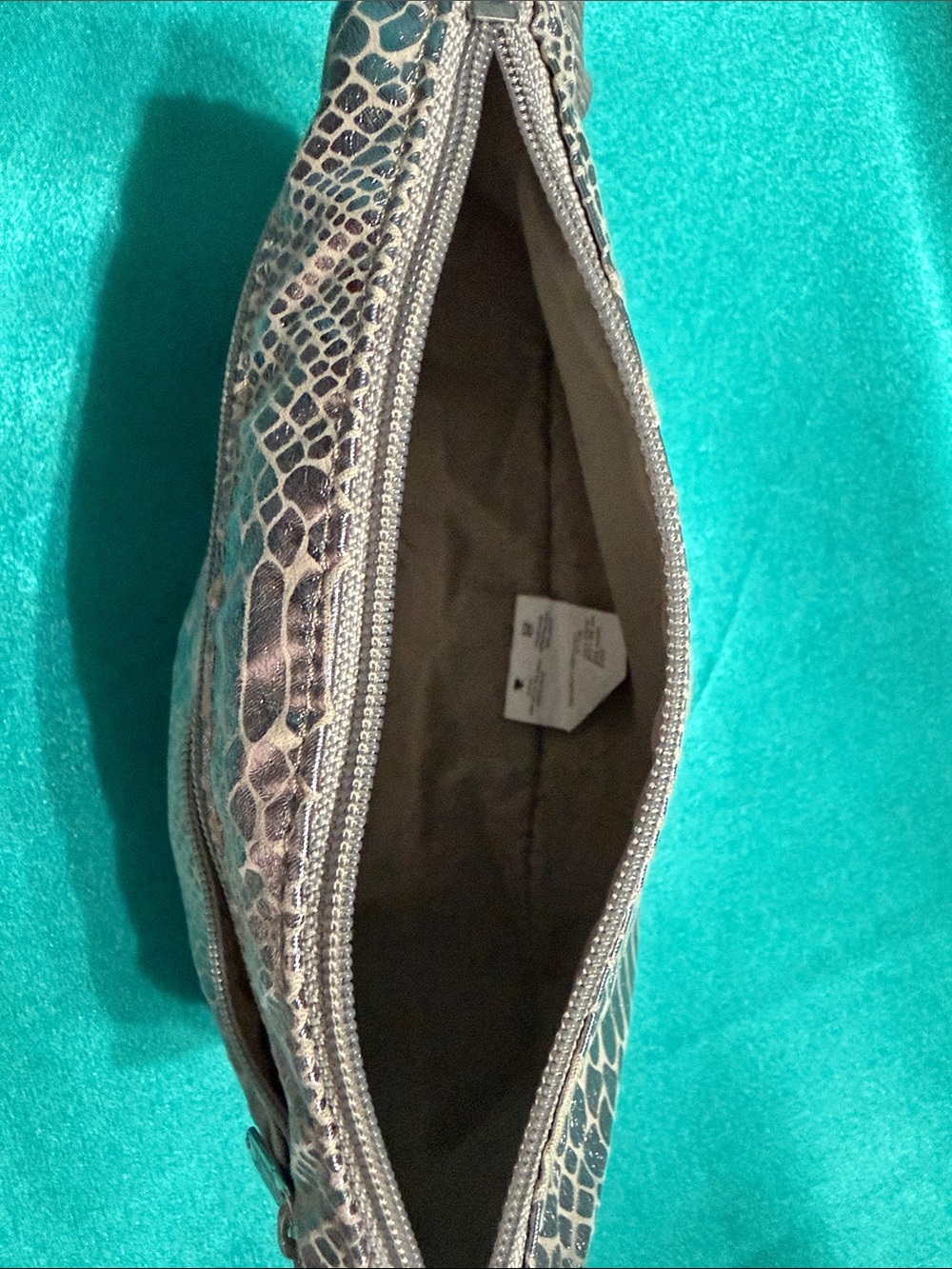 LeSportsac Silver & Black Snake-Print Zip Cosmetic Pouch - Picture 5 of 10